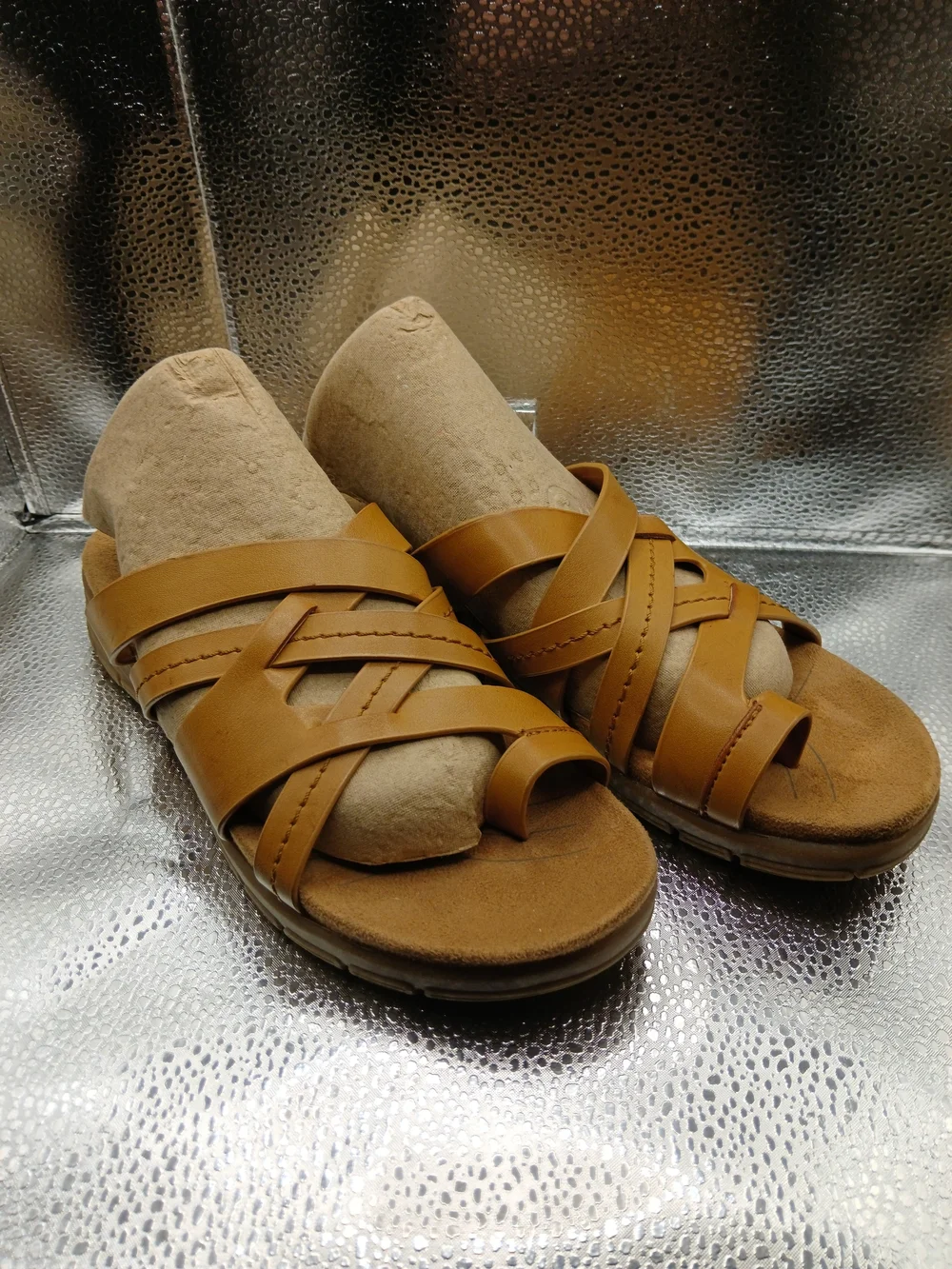 BareTraps casual slide